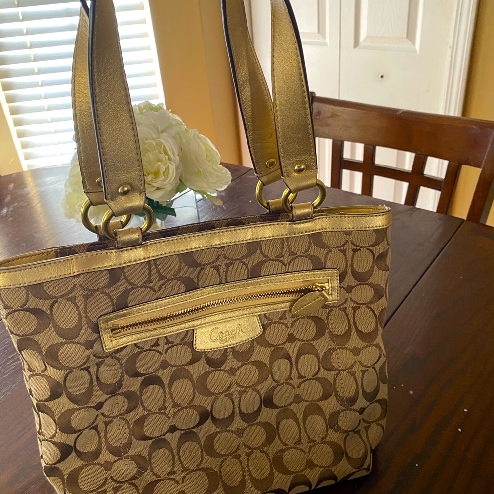 Coach Hand Bag